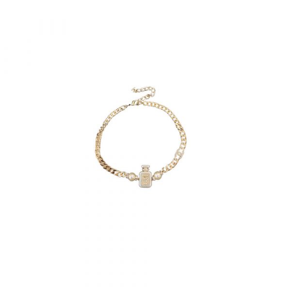 CHANEL NECKLACE