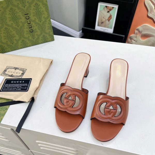 GUCCI Women’s Interlocking G slide sandal