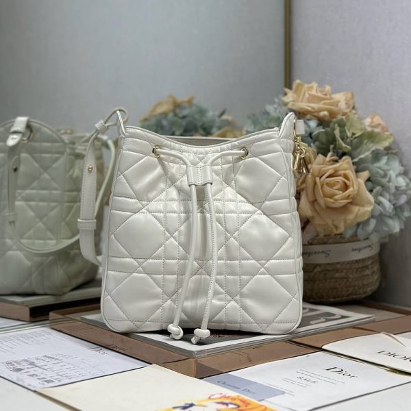 Dior Medium D-Motion Bag(HIGH-END GRADE)