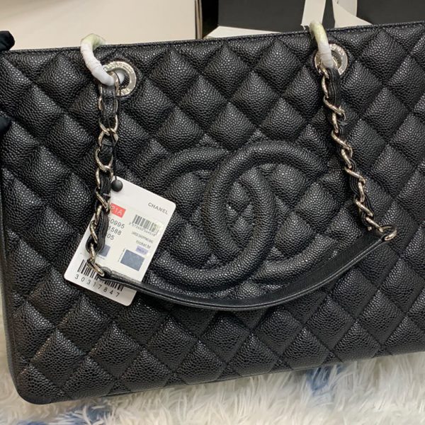 CHANEL Grand Shopping Tote