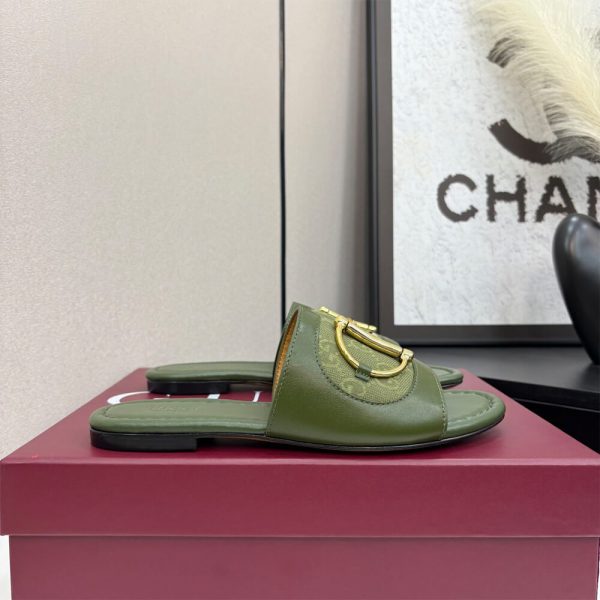 GUCCI Women’s slide sandal with Horsebit
