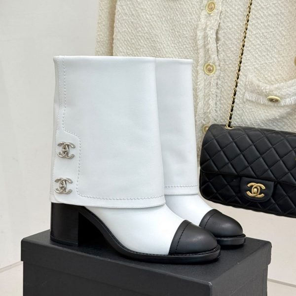 CHANEL Boots