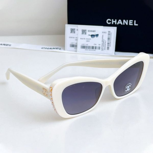 CHANEL CAT EYE Sunglasses