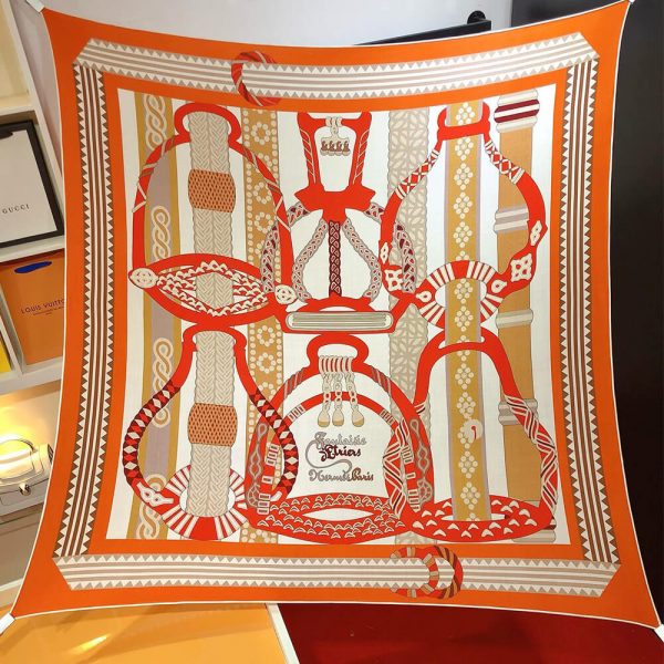 HERMES Stirrup Fantasy Shawl 140