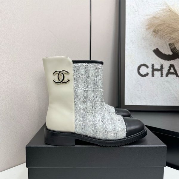 CHANEL Boots