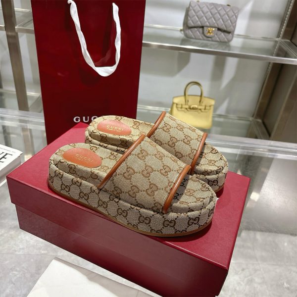 GUCCI Women’s GG platform sandal