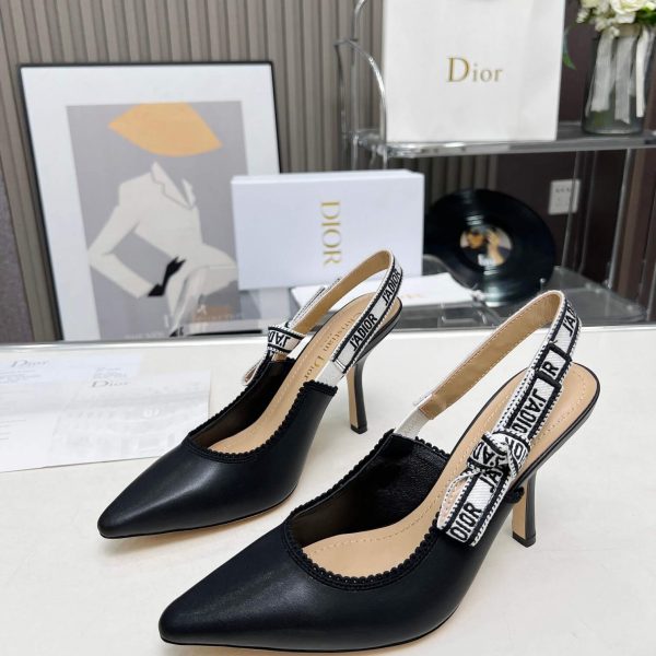 J’Adior Slingback Pump