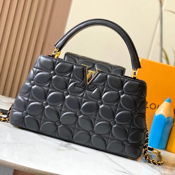 LV Capucines East-West MM