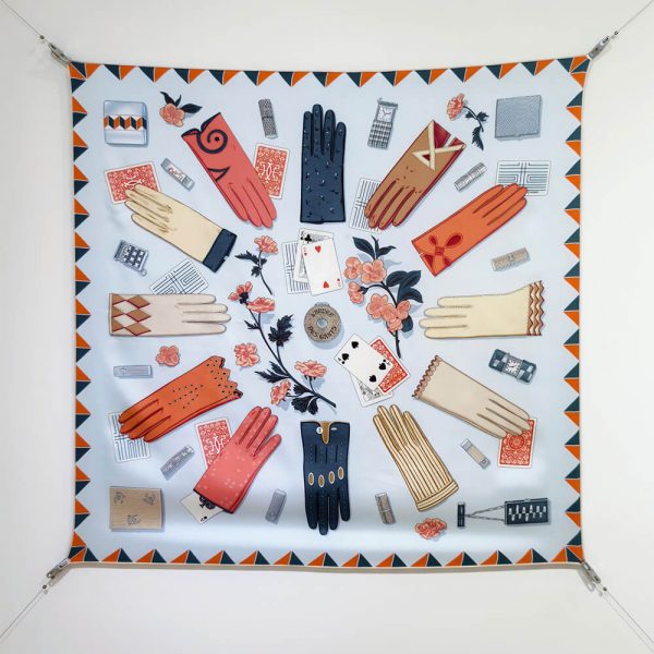 HERMES L’Heure des Gants scarf 90