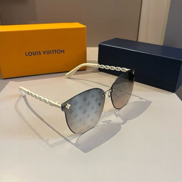 LOUIS VUITTON SUNGLASSES
