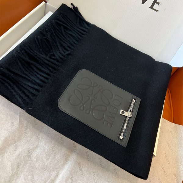 LOEWE Scarf in wool and cashmere