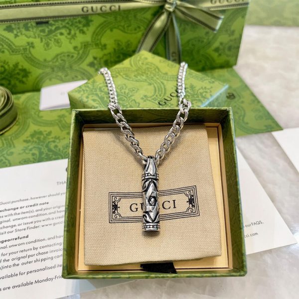 GUCCI NECKLACE