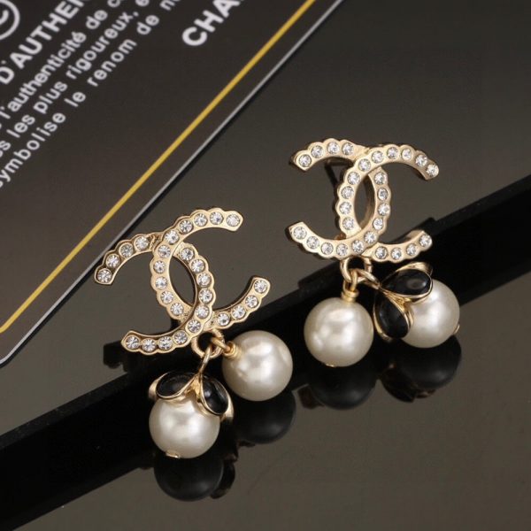 CHANEL DIAMOND EARRINGS