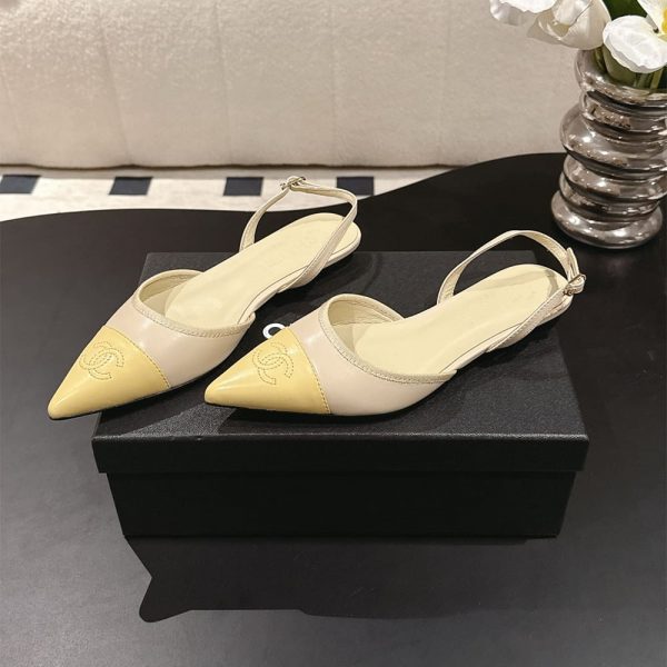 CHANEL Slingbacks
