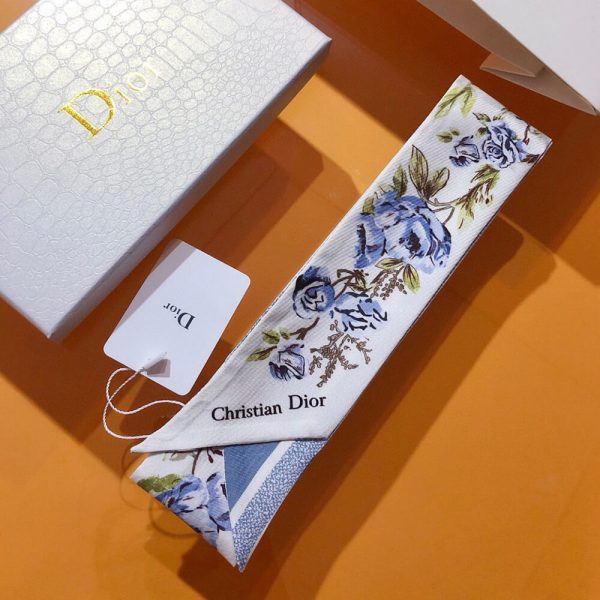 Dior D-FLORAL MITZAH SCARF