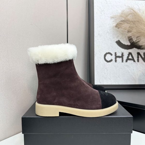 CHANEL Boots