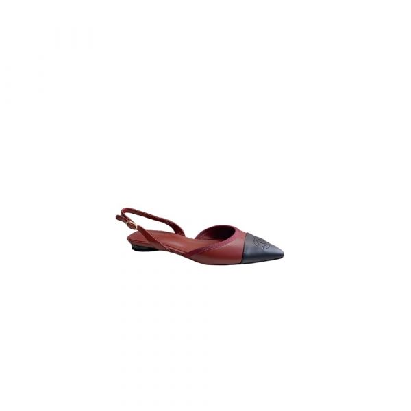 CHANEL Slingbacks