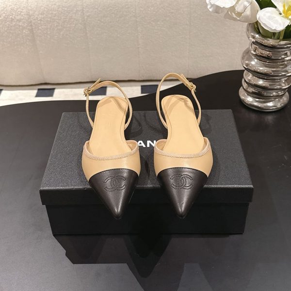 CHANEL Slingbacks