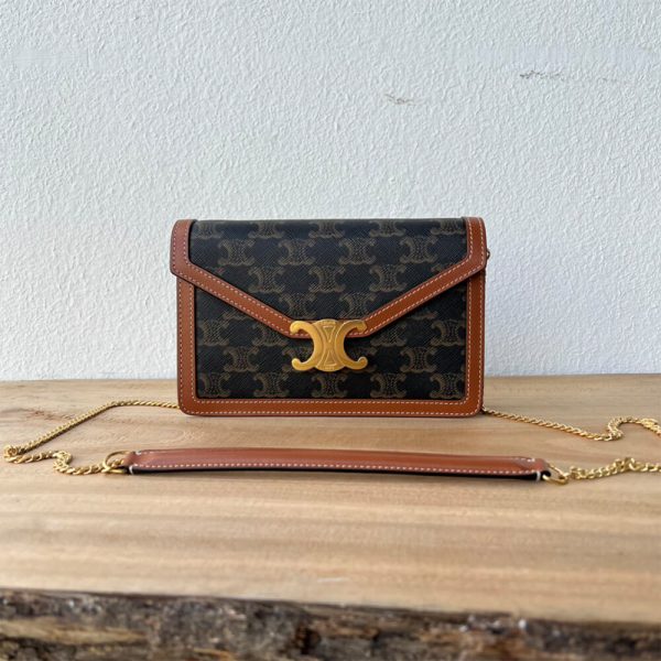 CELINE WALLET ON CHAIN MARGO in TRIOMPHE CANVAS and calfskin(High-end Grade)