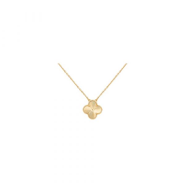 VCA Vintage Alhambra pendant