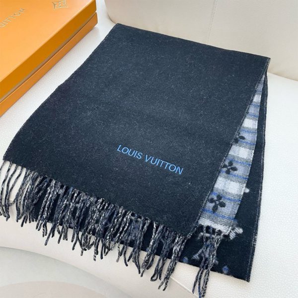 LV Monogram Gradient Tartan City Scarf