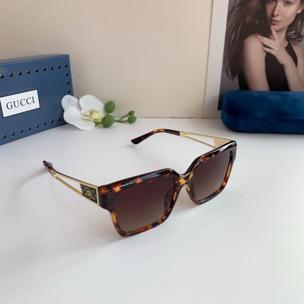 GUCCI SUNGLASSES