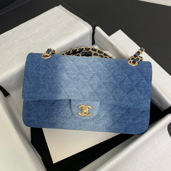 CHANEL CLASSIC 11.12 HANDBAG
