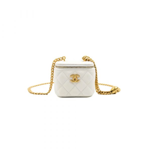 CHANEL Quilted Heart Crush Mini Vanity with Chain(high-end grade)