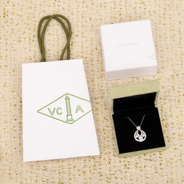 Van Cleef & Arpels Necklace