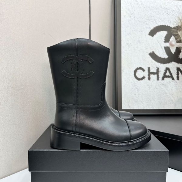 CHANEL Boots