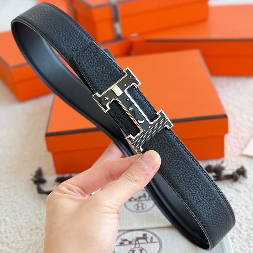 HEA-239534_03_4-260 HERMES Fibbia da cintura reversibile H Day & Night & Pellereversibile per cintura 32 mm