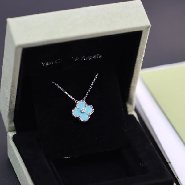 VCA necklace