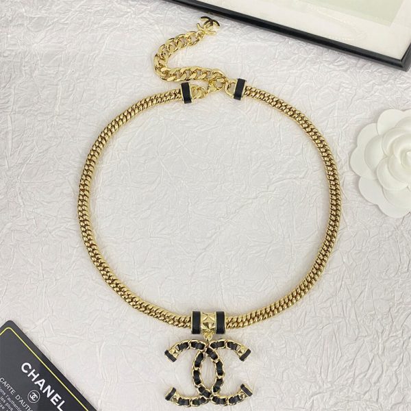 CHANEL NECKLACE