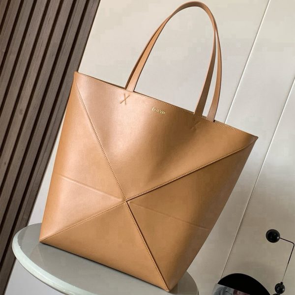 LOEWE XL Puzzle Fold tote in shiny calfskin(HIGH-END GRADE)