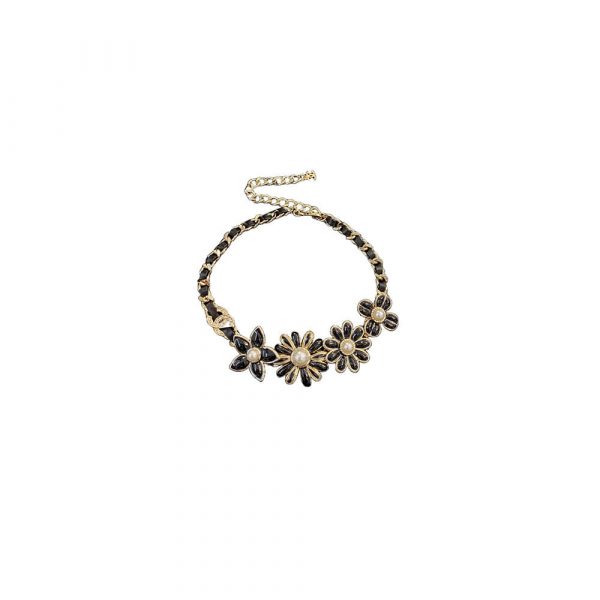 CHANEL NECKLACE