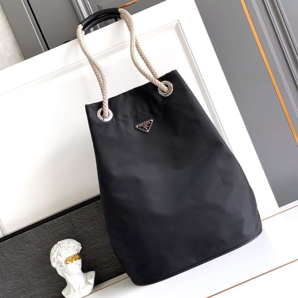 Prada Mariner medium Re-Nylon tote bag