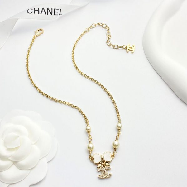 CHANEL NECKLACE