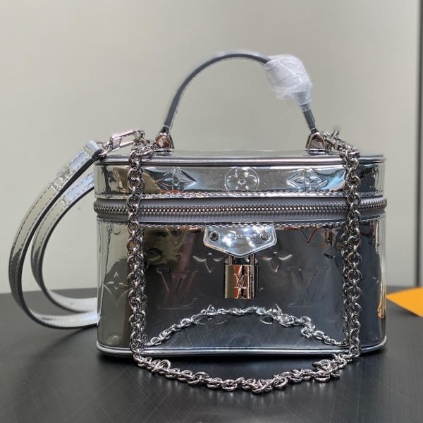 LV Vanity Chain Pouch