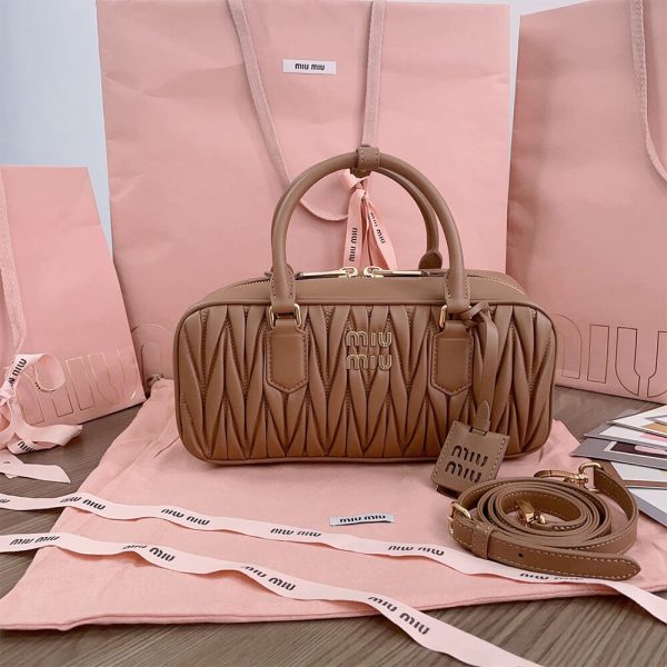 MIUMIU Large Arcadie matelasse nappa Bag(HIGH-END GRADE)