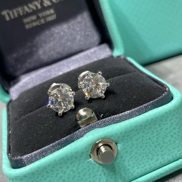 Tiffany 6 Claw Diamond Earrings