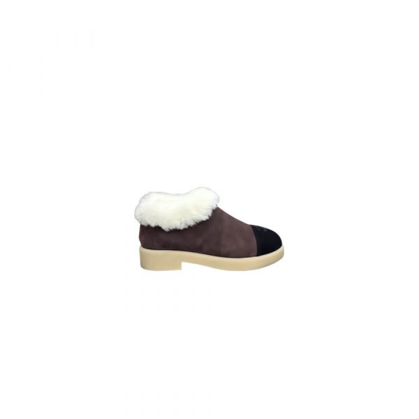 CHANEL Mules