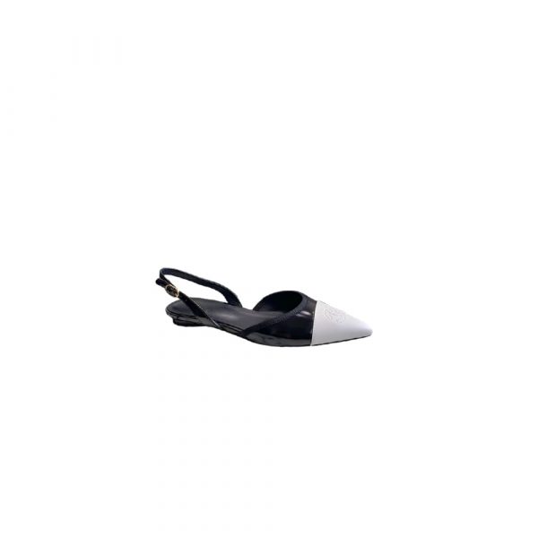 CHANEL Slingbacks