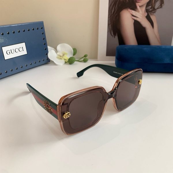 GUCCI SUNGLASSES