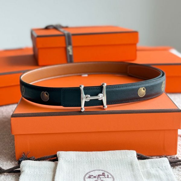 HERMES Mors H buckle & Hermes sur Mer reversible leather strap 24 mm