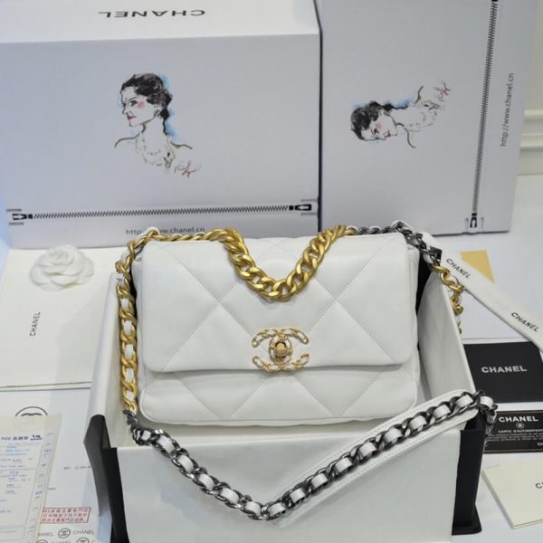 CHANEL 19 HANDBAG