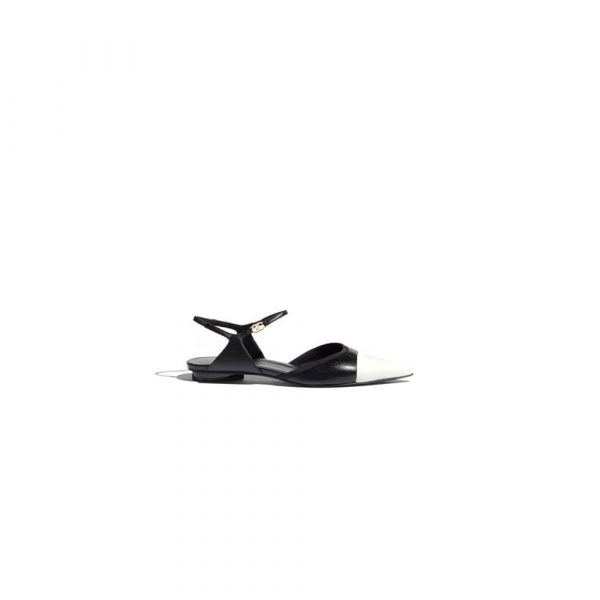 CHANEL Slingbacks