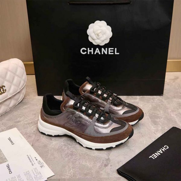CHANEL Sneakers