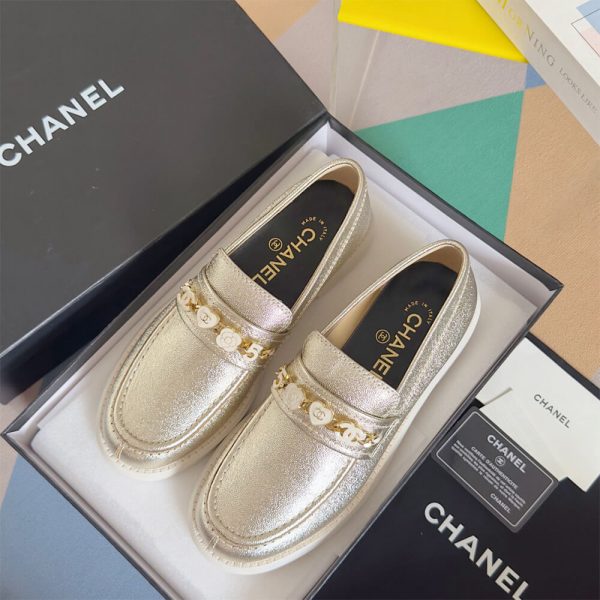 CHANEL WOMEN LOAFER