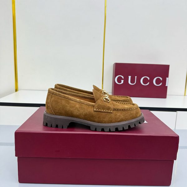 GUCCI Women’s loafer with Horsebit