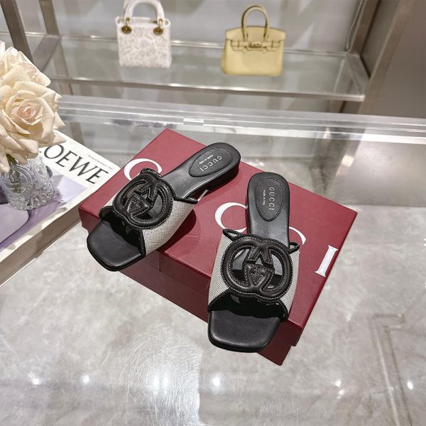 GUCCI Women’s Interlocking G slide sandal